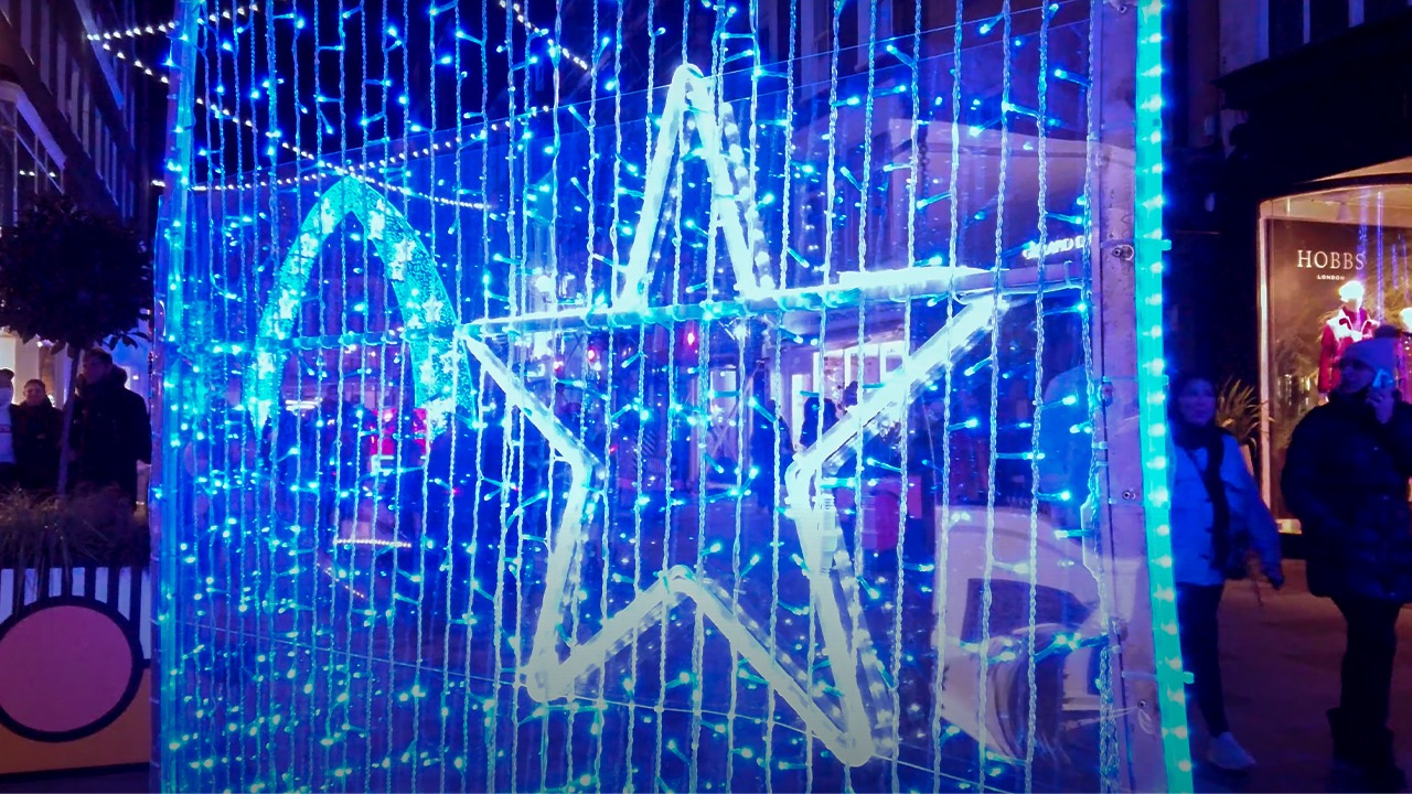 London Christmas Lights 2020 ‘The Spirit of Christmas’ An... DJI FORUM